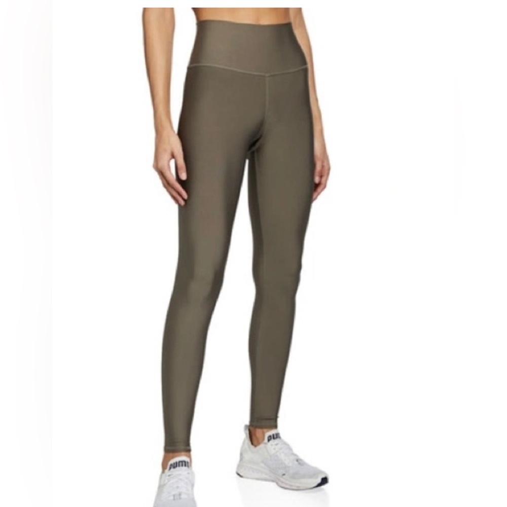 All Yoga - Airlift High Waist in Olive